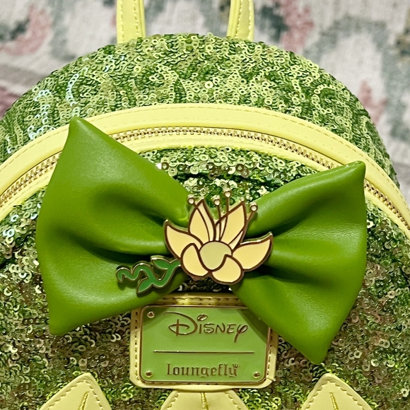 💎NEW Loungefly Disney Princess Tiana Sequins Mini Backpack FIRM - Picture 12 of 13